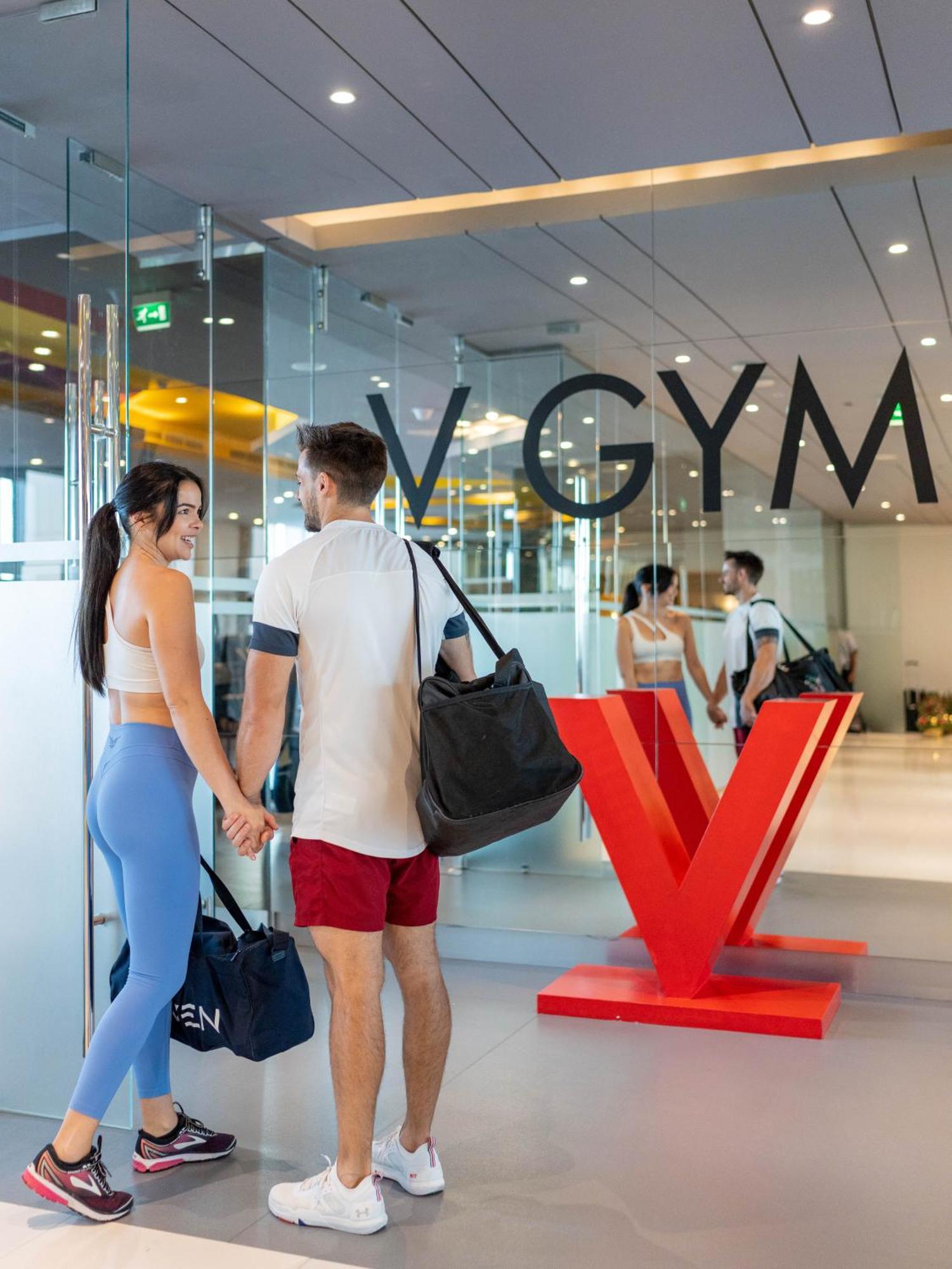 V Hotel Dubai, Curio Collection By Hilton Luaran gambar V-Gym
